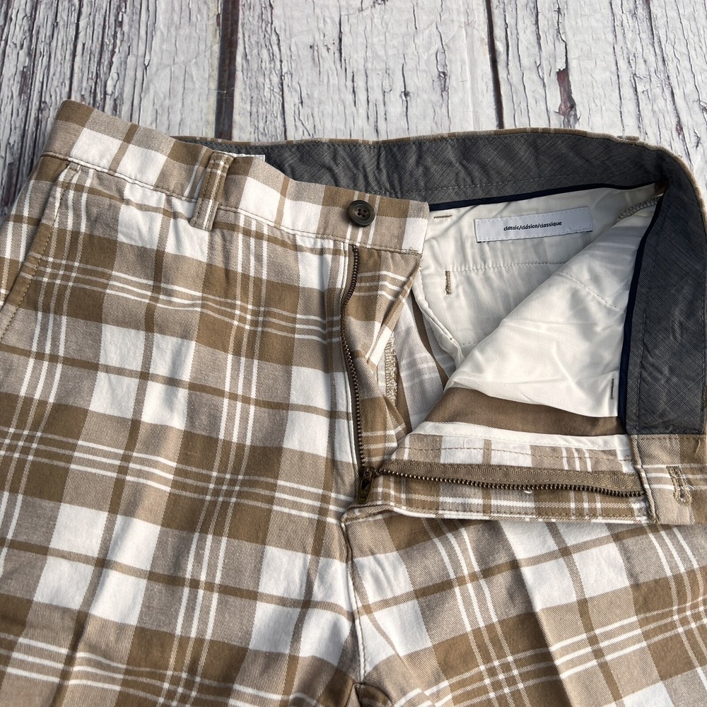 Amazon Essentials Men's Classic-Fit 9" Short - Khaki Brown Plaid ( Size 30 ) - Picture 8 of 13